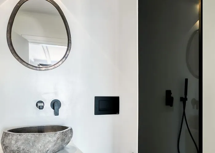 Mbc Psarou Black Retreat 11 Bedrooms Mykonos Villa *